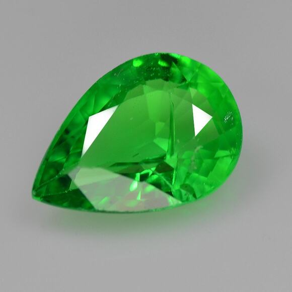 Mother Earth Jewelry - Rare .78 carat Tsavorite!!